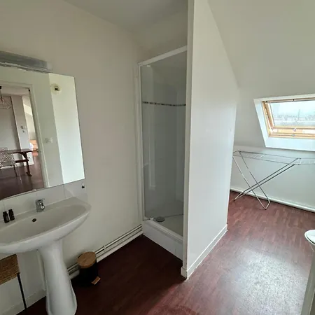 Dernier Etage Terrasse Et Parking Apartment